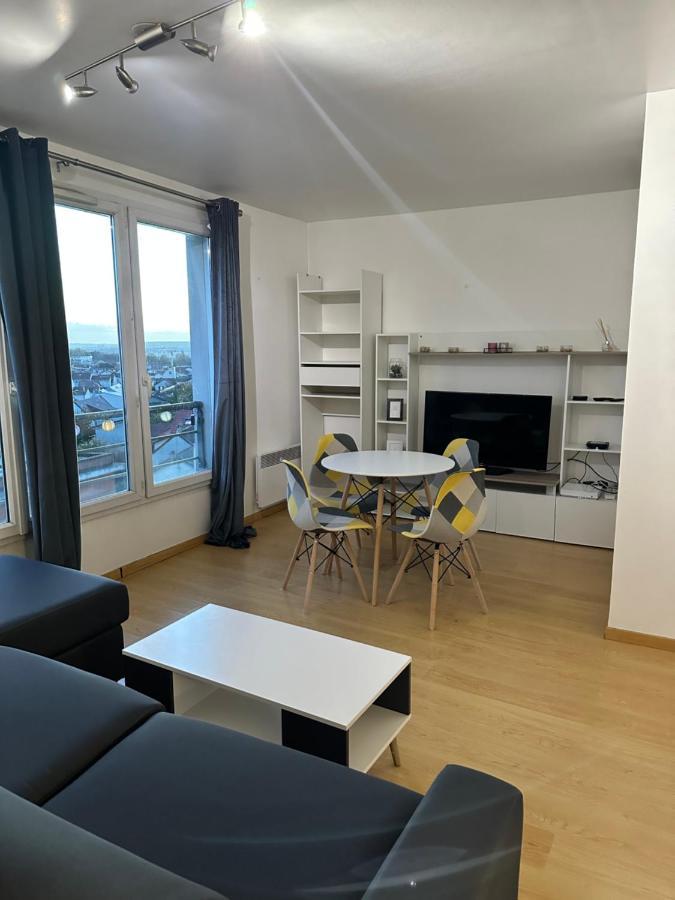 Cosy Appartement With Free Parking A Paris Villejuif Exterior foto